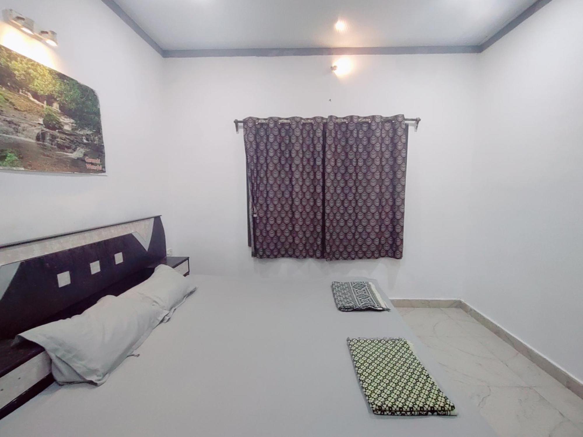 Hotel Seafront Murud  Luaran gambar