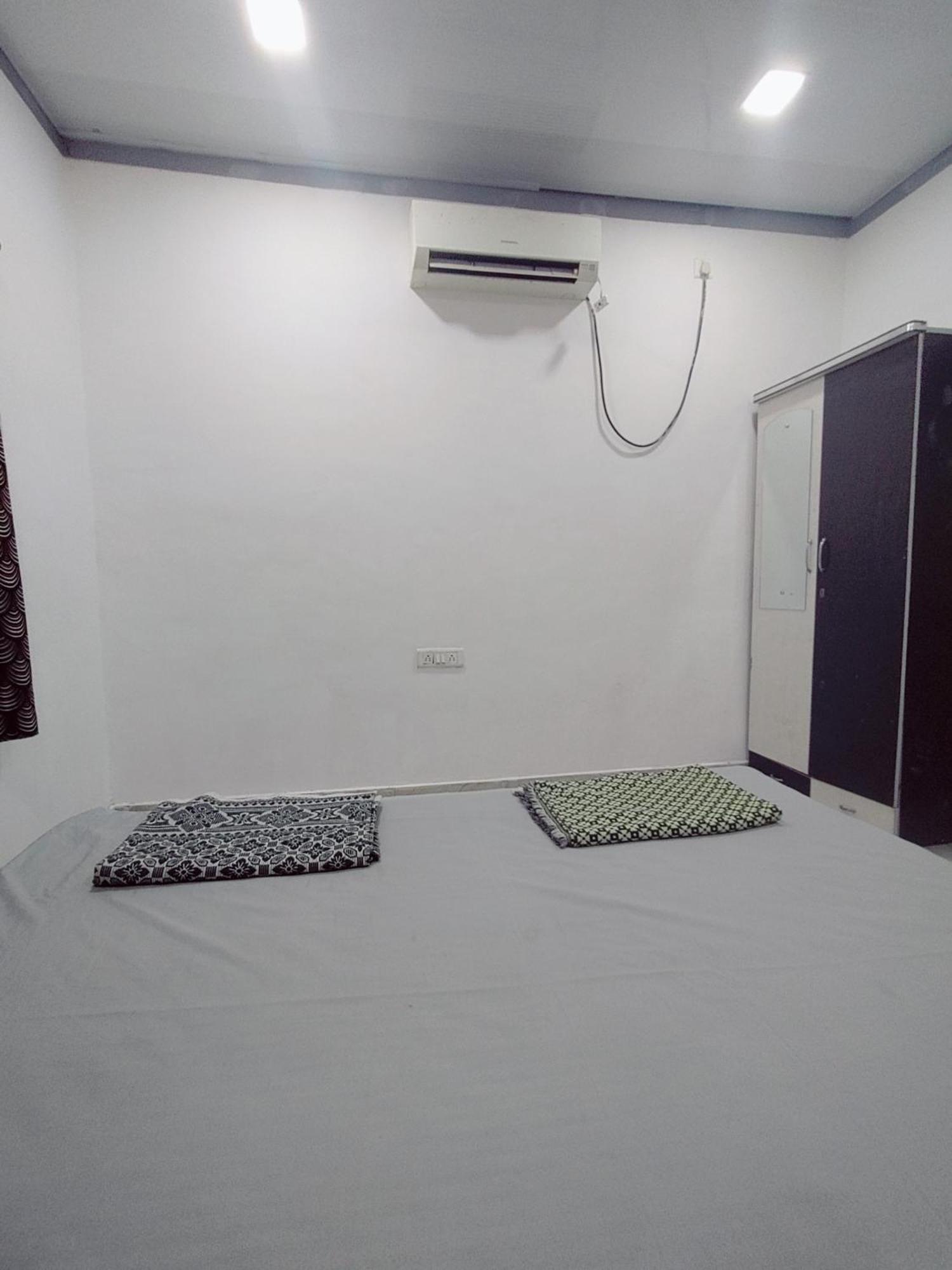 Hotel Seafront Murud  Luaran gambar