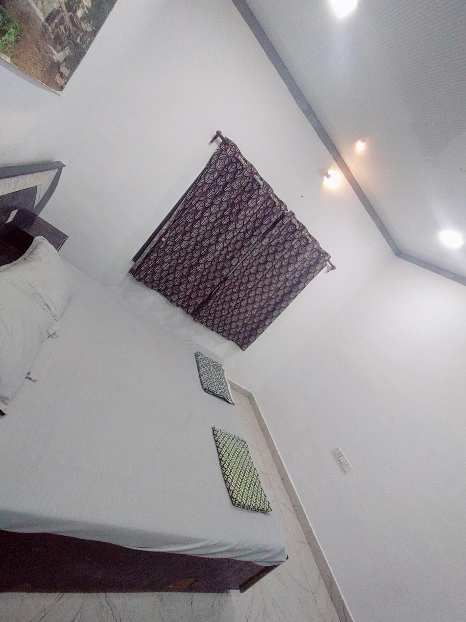 Hotel Seafront Murud  Luaran gambar