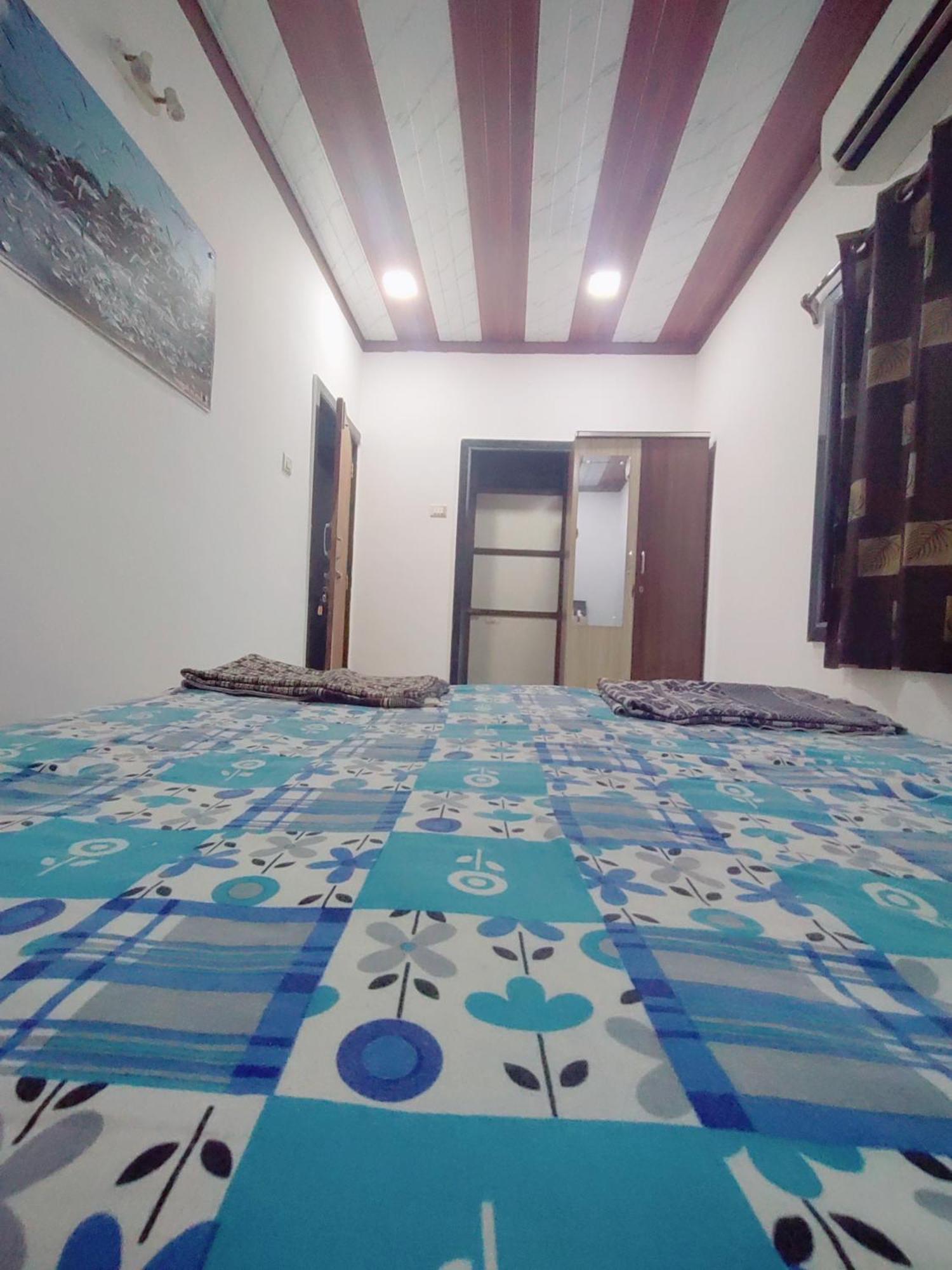 Hotel Seafront Murud  Luaran gambar